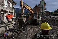 (2nd LD) S. Korea to send 2nd disaster relief team to Nepal as flood response shifts to recovery
