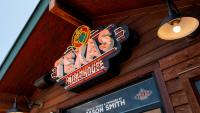 Texas Roadhouse sets opening date for new restaurant next to Kroger rival