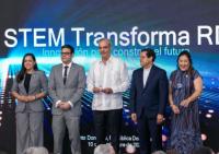 Abinader supports PUCMM semiconductor lab after first university microchip
