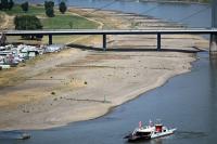 Von der Leyen weighs new EU water law after drought