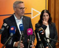 German union demands Volkswagen commitment to 2024 labour agreement