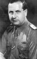 Nazi Spymaster Captured in Austria (21 MAY 1945)