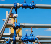 Qatar, the largest gas exporter, is forced to buy LNG from the United States