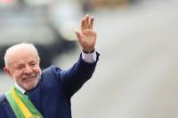 Lula maintains lead over Flavio Bolsonaro ahead of Brazil election, Datafolha poll shows