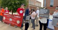 United Campus Workers of Alabama protest Auburn faculty senate changes