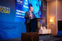 One Communications offering 2G subscribers free handsets for more speed or lose service