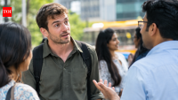 European expat who moved to India for work shares an unexpected behavior pattern in most Indians when they introduce themselves: ‘People want to place you…’