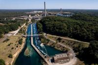 Court strikes Trump team’s order to keep coal plant operating