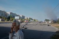 3 killed in Russian strikes on Ukraine as Putin warns Europe against sending troops