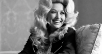 Dolly Parton unites Republicans and Democrats to name Nashville's airport after her