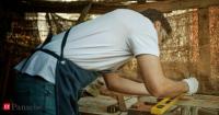 This man left vice president and executive producer position at Warner Bros., Then left corporate life to become a carpenter and welder