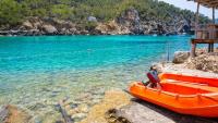 European 'hidden gem' is the 'perfect place to visit in autumn' at 23C and has 'best beach in October'