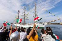 Mexican tall ship arrives in Victoria to fanfare