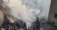 Russian Strikes Kill 9 Across Ukraine, As Zelenskyy Offers To Meet Putin At Miami G20