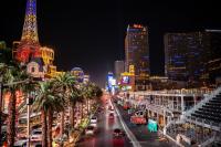Las Vegas tourist gets hosed for $32K after wild hot tub night with two women