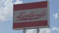 Houston-area restaurant forced to add fees as inflation strains business, owner says