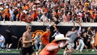 Sixth-ranked Oregon suffers stunning upset loss to Oklahoma State in title race