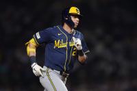 Milwaukee Brewers Announce Christian Yelich Change in Middle of Reds Series