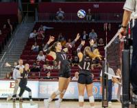 Elon women’s volleyball gets back on winning track