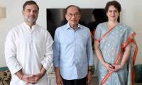 Rahul Gandhi, Priyanka Gandhi meet Malaysian PM over breakfast