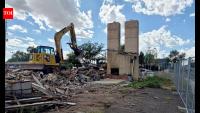 90-year-old iconic Twin Chimneys motel in Cheyenne torn down for a coffee drive-thru