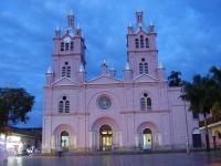 Colombian President Announces Funding for the Restoration of a Major Church Damaged by the Earthquake