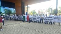 Mexican President Claudia Sheinbaum Met with Protests by Energy Sector Retirees in Yucatán