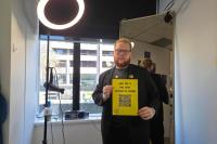 Why this Canberra barber wants you to leave him a one-star review