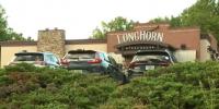 LongHorn employee's viral video shows roaches and trash inside Atlanta kitchen