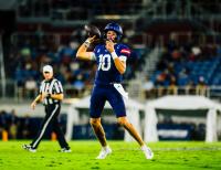 Football: FAU defeats Navy for the first time in program history, 38-30