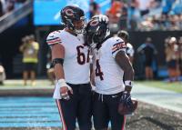 D’Andre Swift’s 3-TD day — after signing a new deal — leads a monster Chicago Bears running game