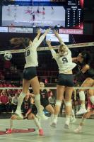 Women’s Volleyball Falls to Western Kentucky in First Game of Alyssa Cavanaugh Classic
