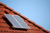 Buyer eyes Facebook Marketplace solar kit to slash peak power bills, gets backfeed warning