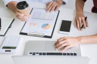 Are Rate Calls Reshaping Commonwealth Bank (ASX:CBA)?