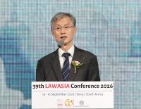 Top Judges Urge Korea's Lawyers to Defend Rule of Law