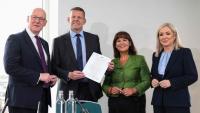 UK breakup fears rise as separatist leaders unite