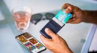 E‑commerce drives rise in card dollars