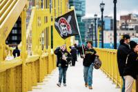 Roberto Clemente Bridge to close for event honoring Pirates legend