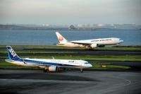 Noisy planes to face higher landing fees at Haneda
