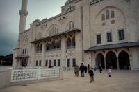 Maldives begins construction of largest mosque with 10,000 capacity