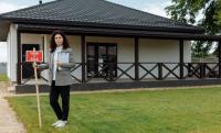 Safety tips for real estate agents