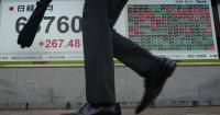 Asian shares waver as oil and yields rise