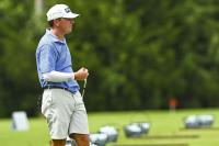 Arkansas men’s golf takes lead at Vuori Invitational after 2 rounds