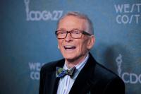 Obituary: Bob Mackie, fashion designer for the stars, dies at 87