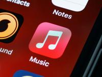 How Much Data Does Apple Music Use? Understanding Lossless Data Usage