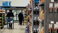 Florida grocery shoppers pay more than most states, report shows