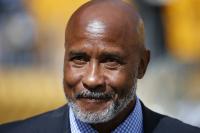 Pro Football Hall of Famer Lynn Swann covers array of topics in Little Rock Touchdown Club appearance