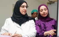 Khoula Hospital introduces first-of-its-kind technology in Oman for breast cancer surgery