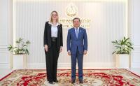 Cambodian Health Minister Global Fund Country Team for Cambo...
