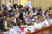 Indonesia shifts family planning focus as population ages